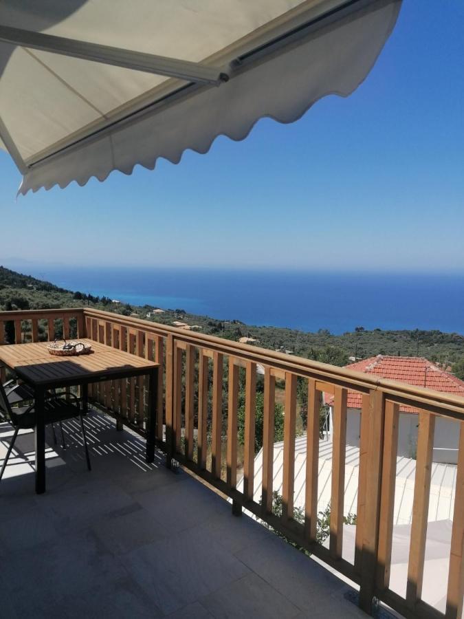 Sun Meets Sea Apartment Athanion Exterior photo